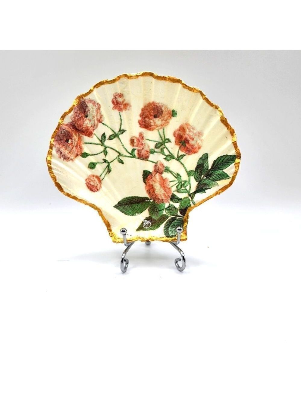 Decoupage Scalloped shell Pink Flowers